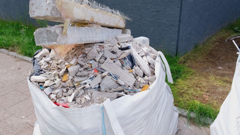 Construction Debris Cleanup in Los Angeles, CA